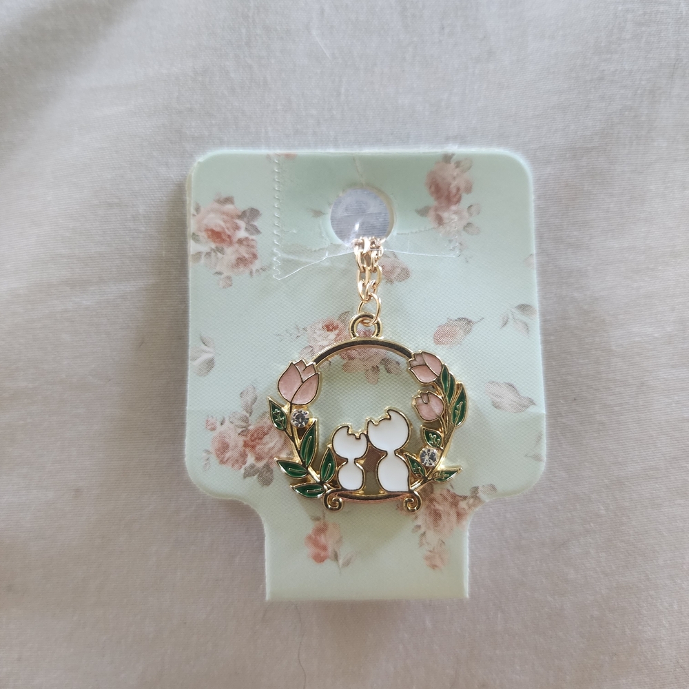 Gold-Tone Pink & Green Cat Wreath Pendant Necklace For Women